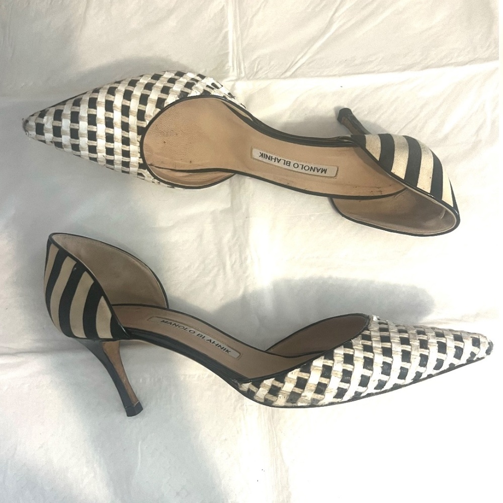 MANOLO BLAHNIK pumps white, tan and black, size 39.5